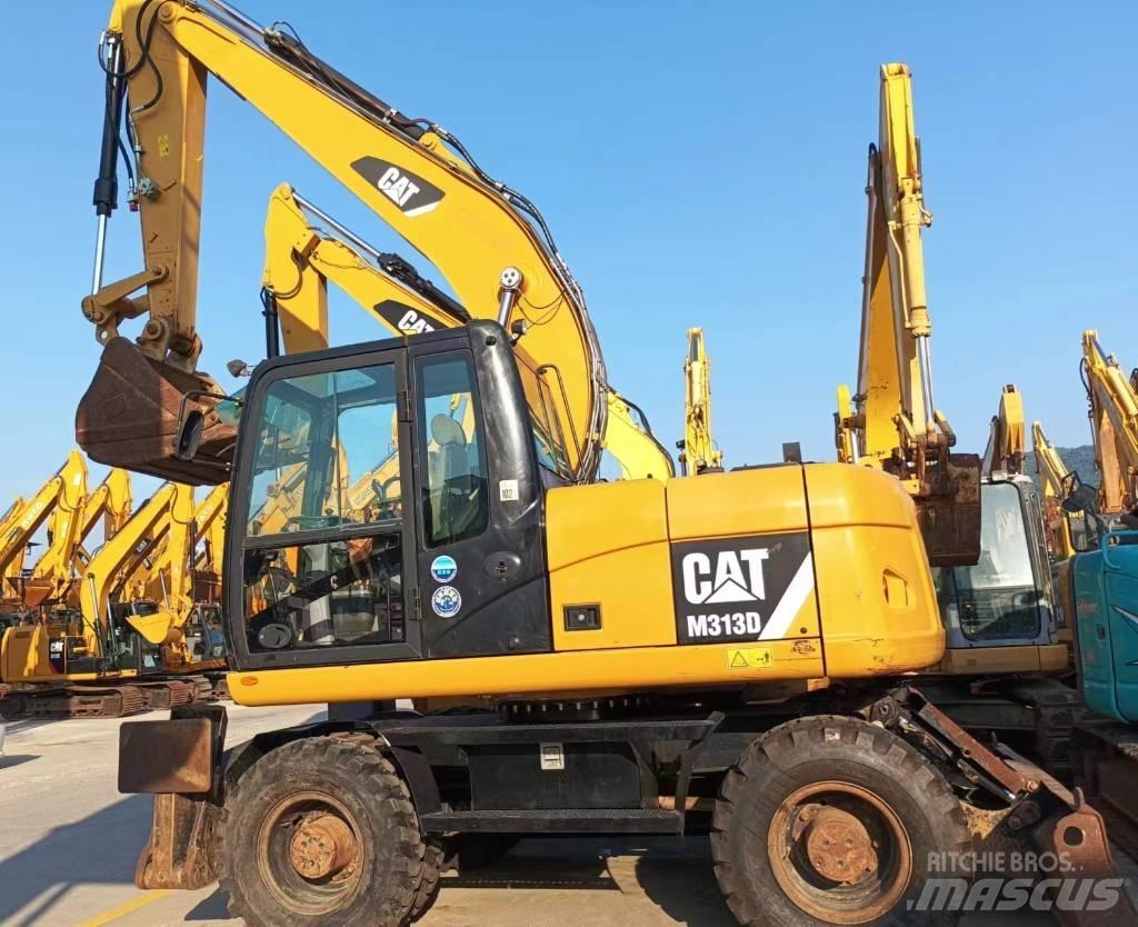 CAT CAT313D Escavatori medi 7t - 12t