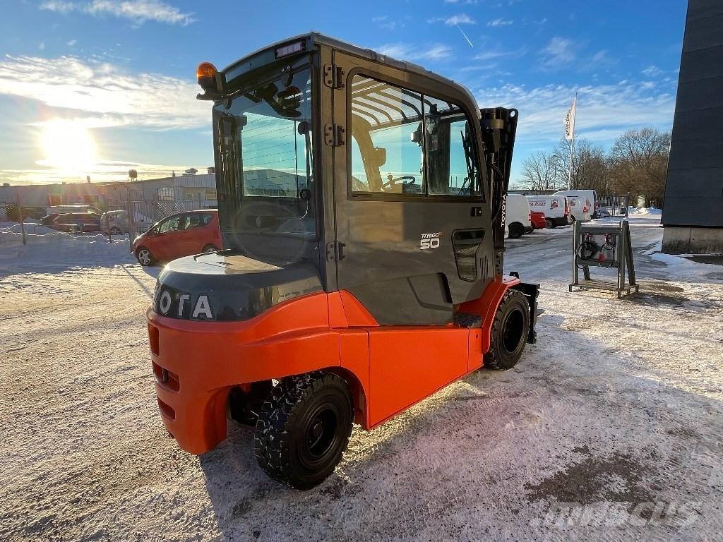 Toyota 8FBMT50 Carrelli elevatori elettrici