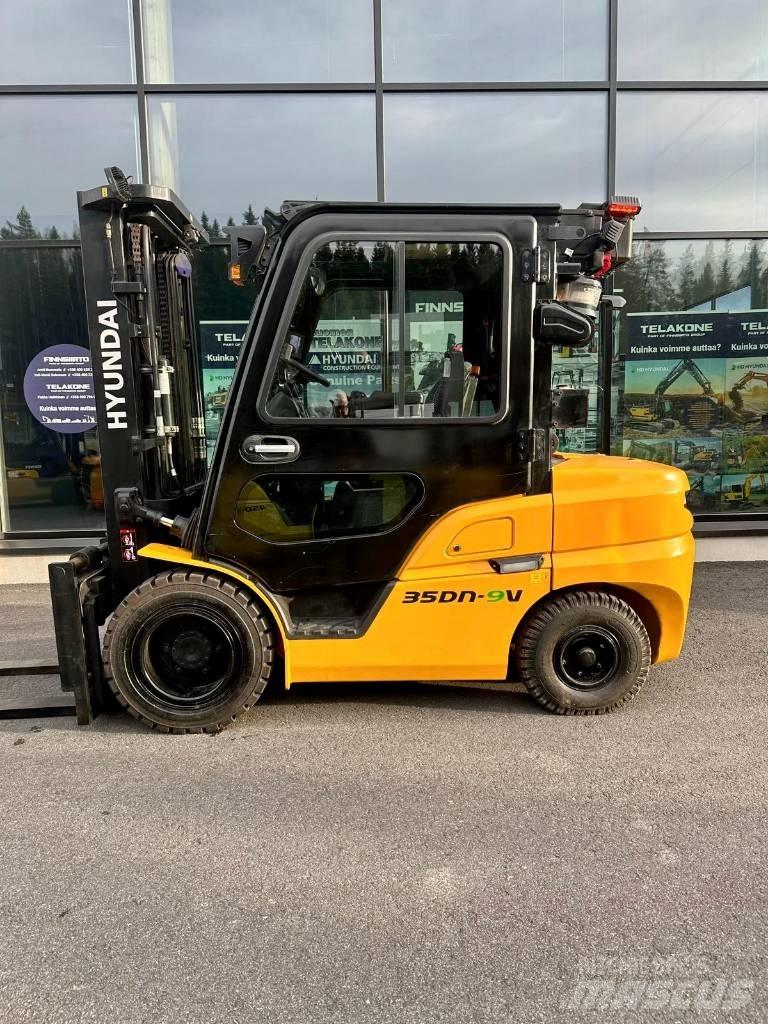 Hyundai 35DN-9V Carrelli elevatori diesel