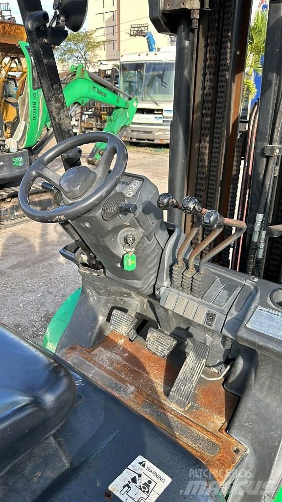 Mitsubishi FG30N Carrelli elevatori-Altro