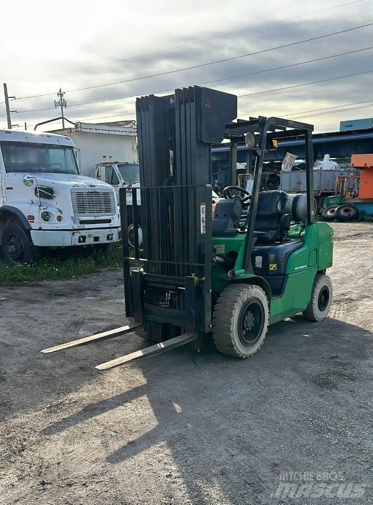 Mitsubishi FG30N Carrelli elevatori-Altro