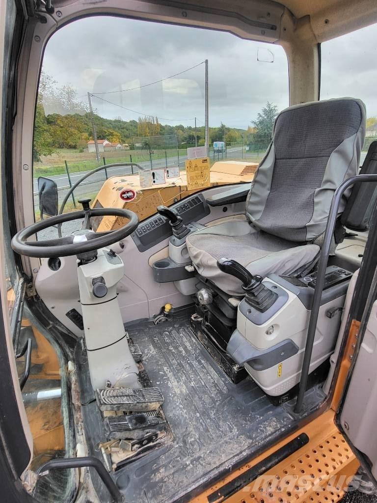 CASE WX 125 Escavatori gommati