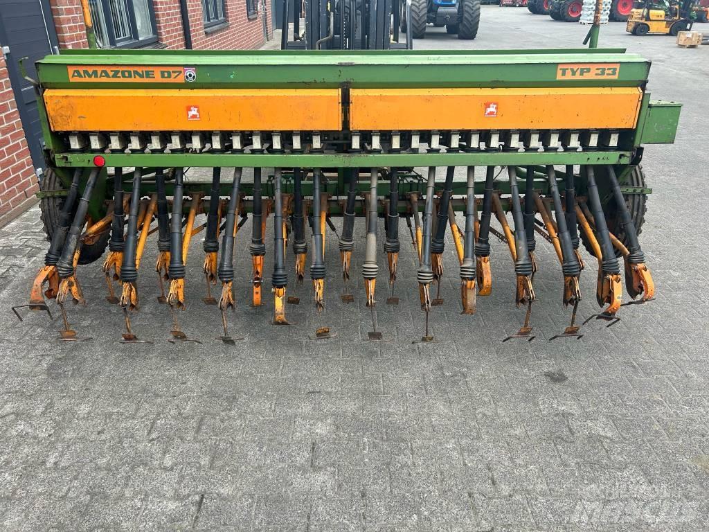 Amazone D7 Type 33 Perforatrici