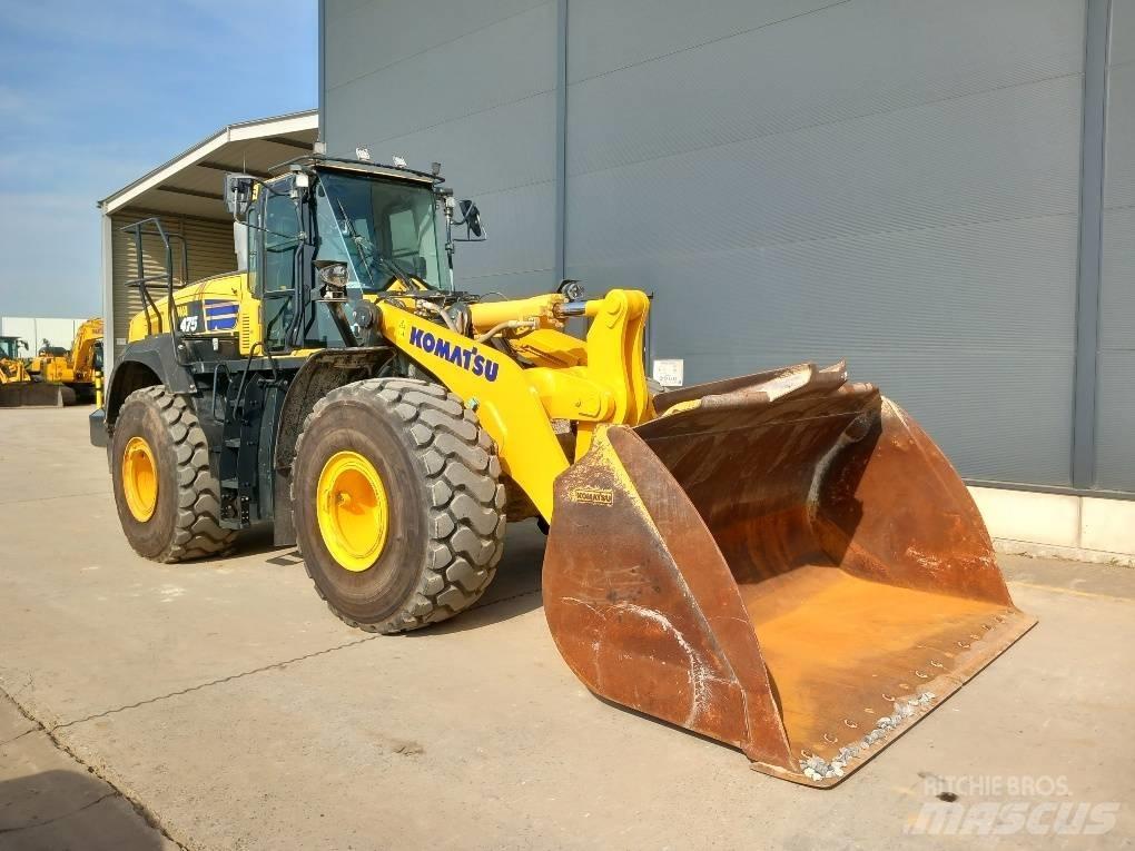 Komatsu WA475-10 Pale gommate