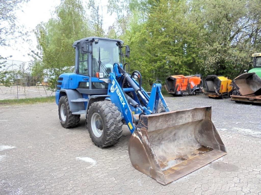 Terex Schaeff TL 100 Pale gommate