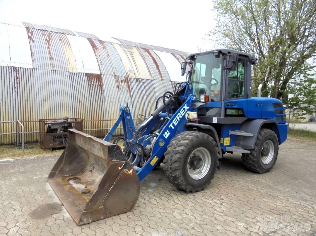 Terex Schaeff TL 100 Pale gommate