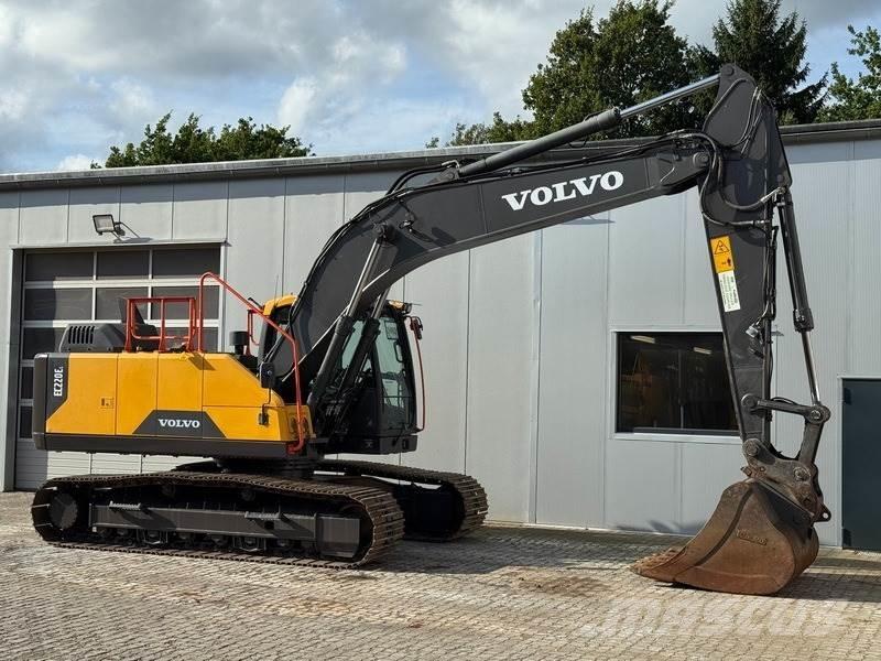 Volvo EC 220 EL Escavatori cingolati