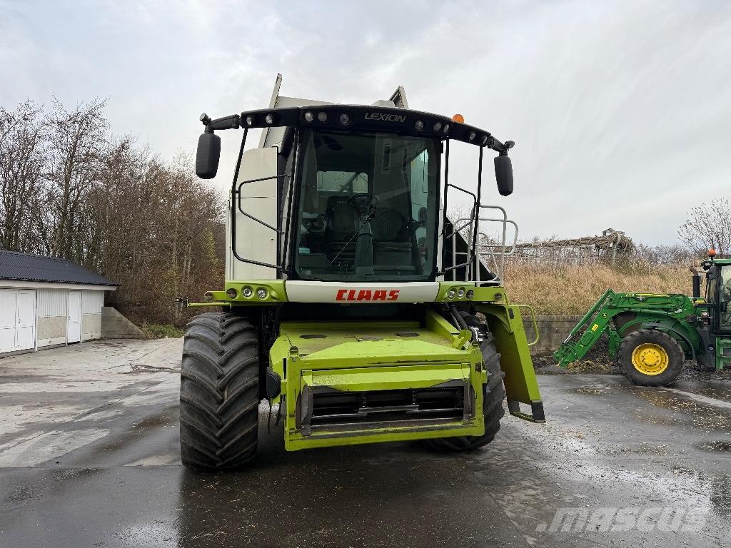 CLAAS Lexion 760 Mietitrebbiatrici