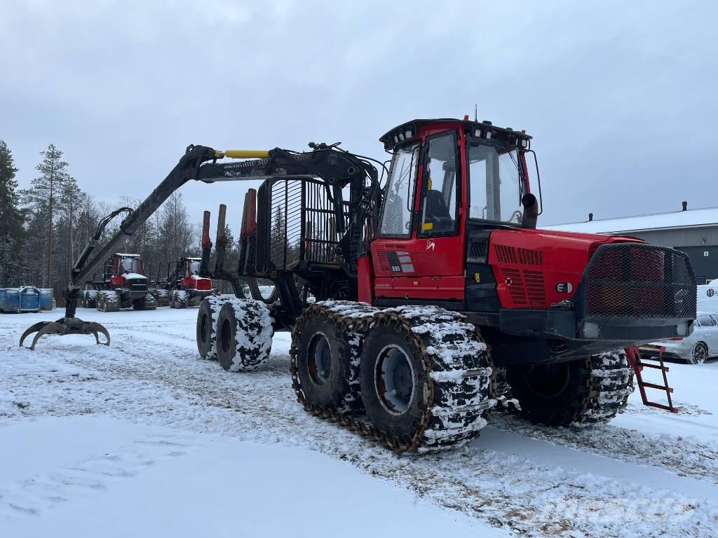 Komatsu 895 Forwarder