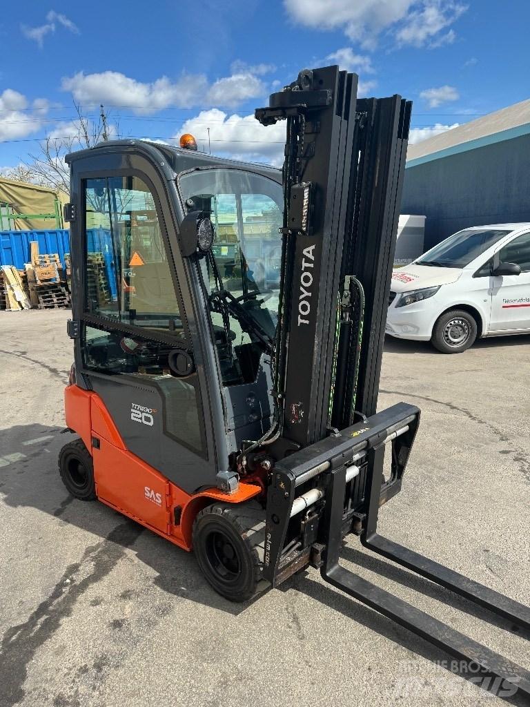 Toyota 8FBMK20T Carrelli elevatori elettrici