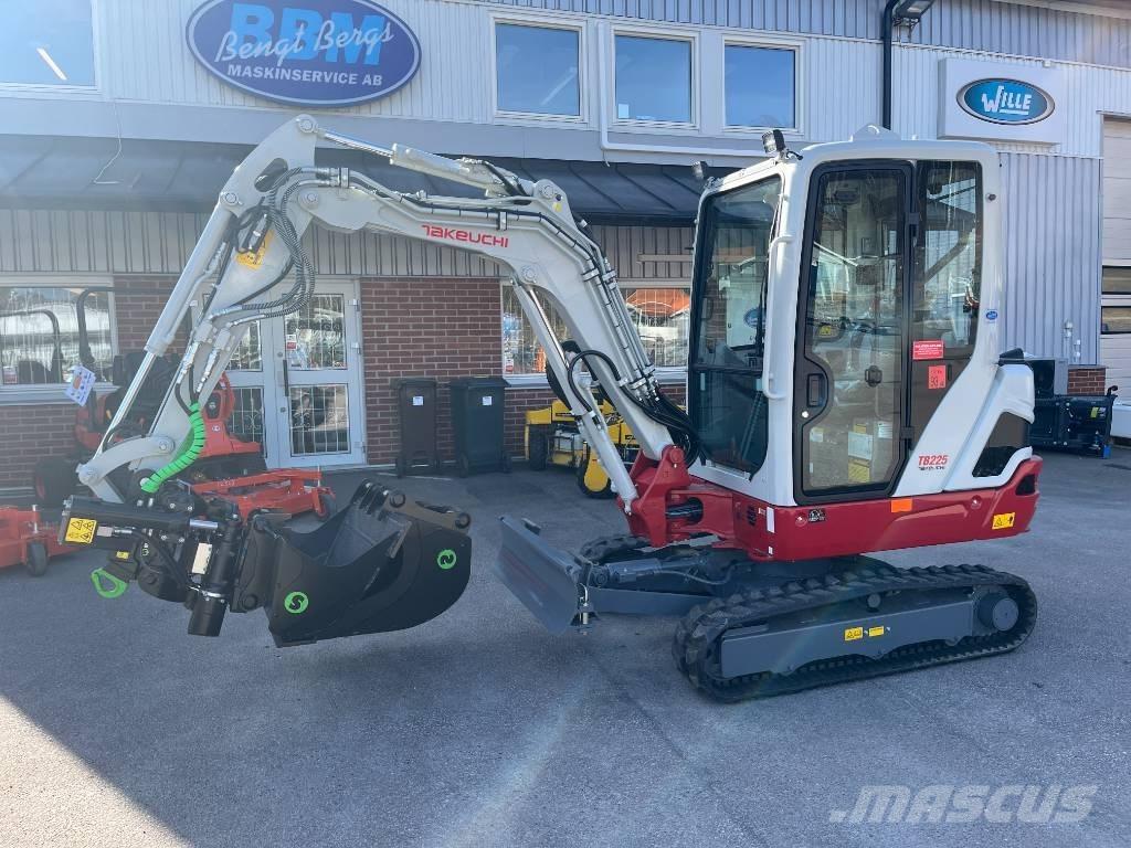 Takeuchi TB 225 Miniescavatori