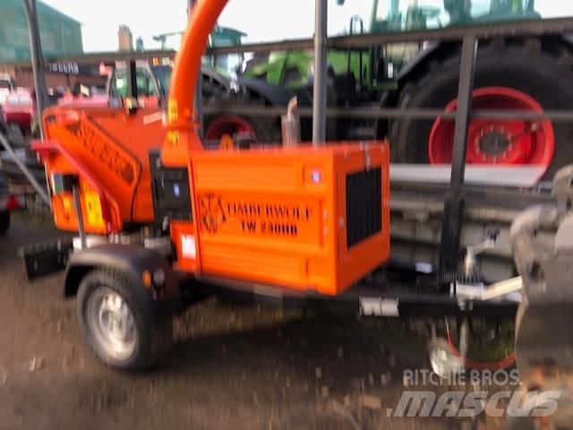 Timberwolf TW230/DHB Cippatrice