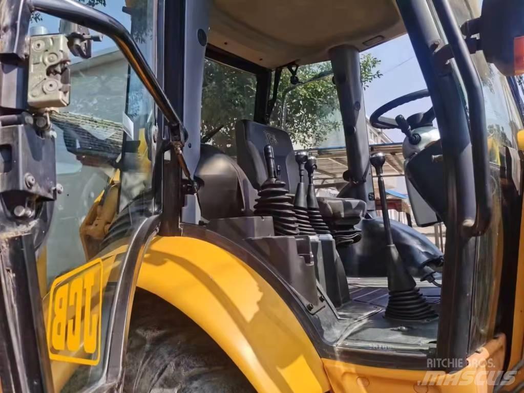 JCB 3 CX Terne