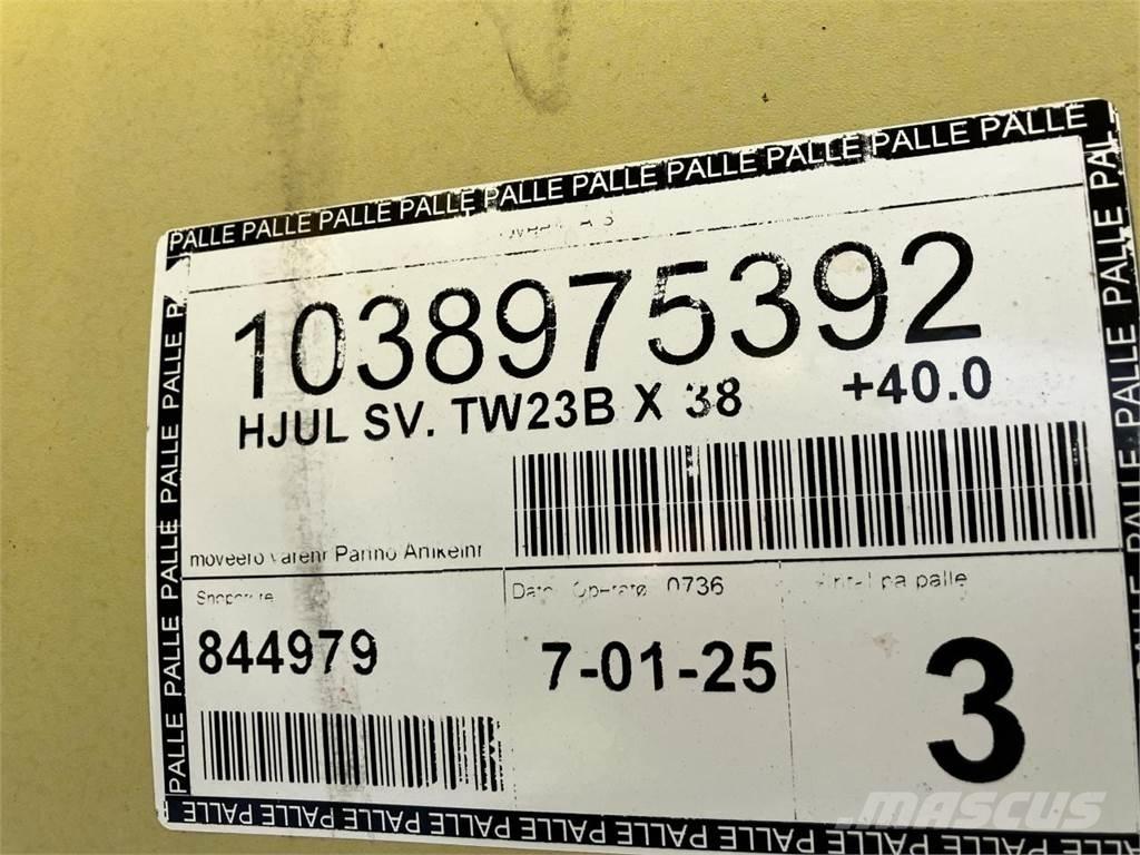 John Deere 23x38 Pneumatici, ruote e cerchioni