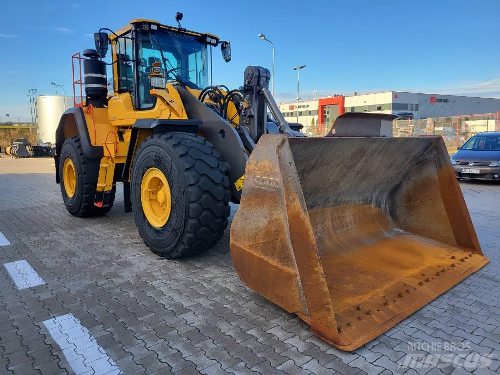Volvo L 150 H Pale gommate