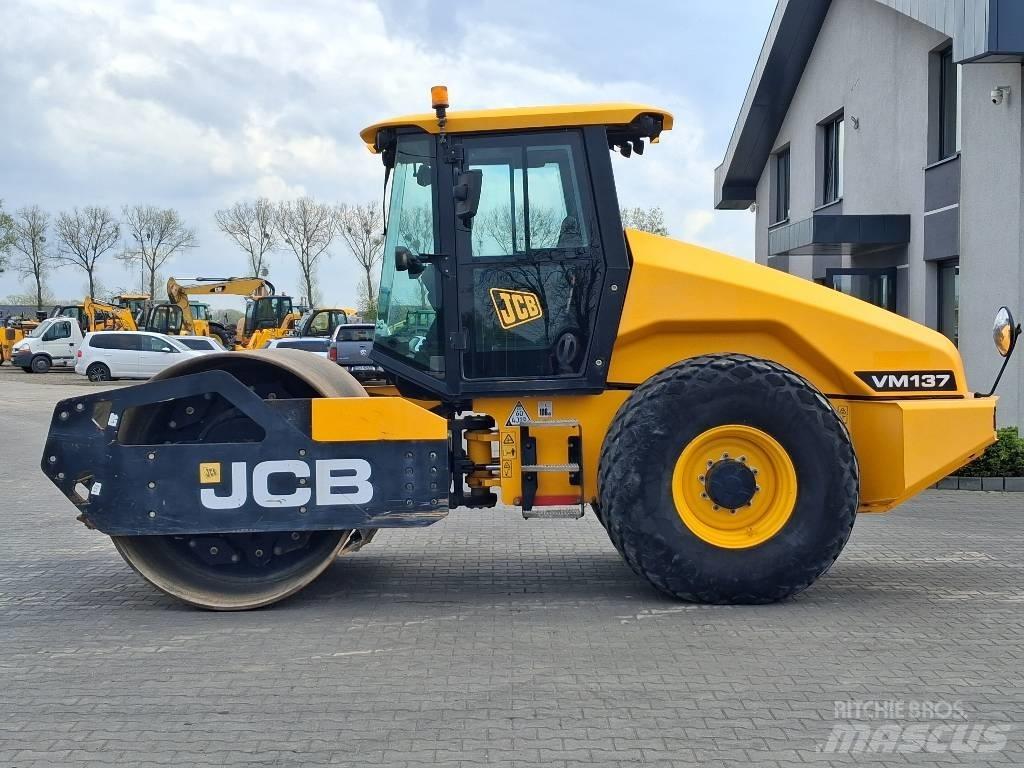JCB VM 137 Rulli monotamburo