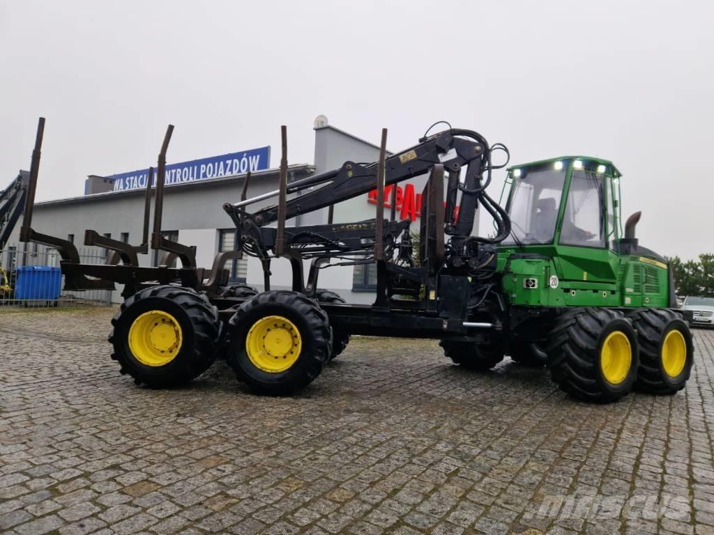 John Deere 1210 E Forwarder