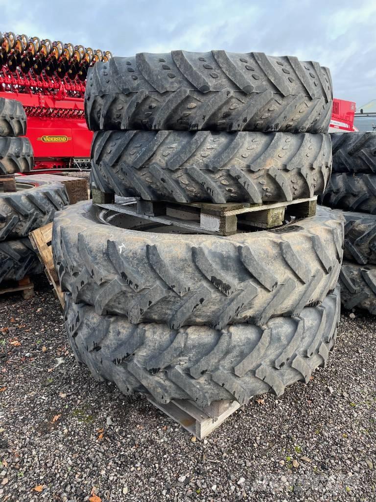 Mitas SET OF WHEELS Pneumatici, ruote e cerchioni