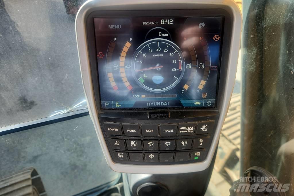 Hyundai HX 235 LCR Escavatori cingolati