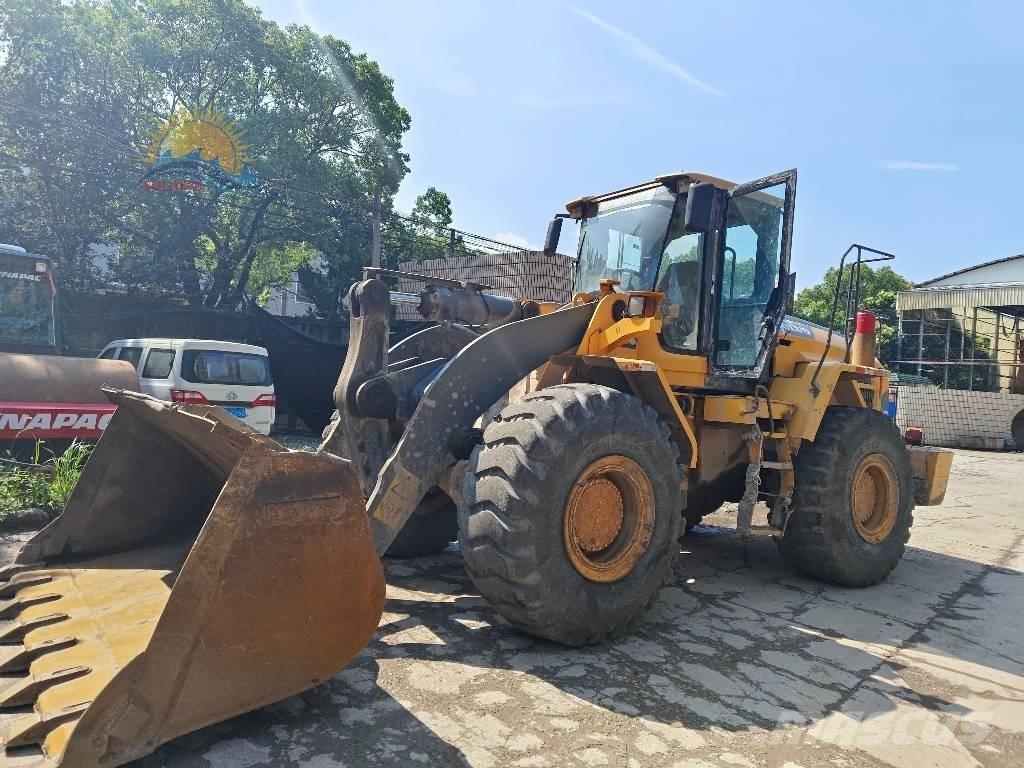 Volvo L 105 Pale gommate