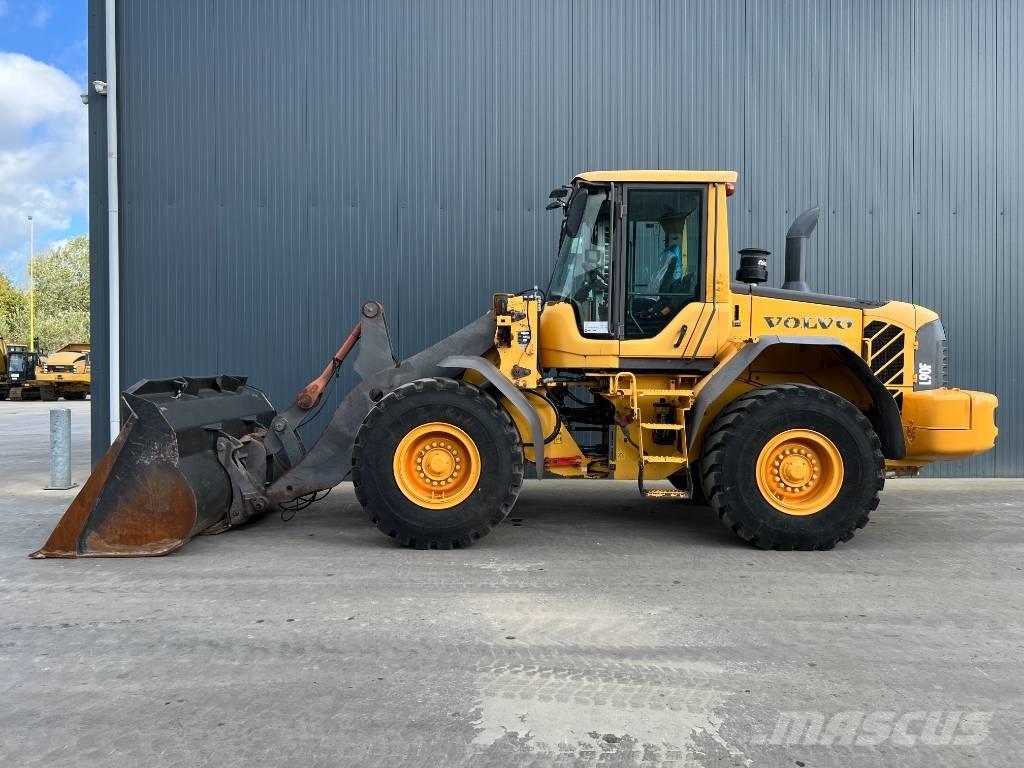 CAT L90F Pale gommate