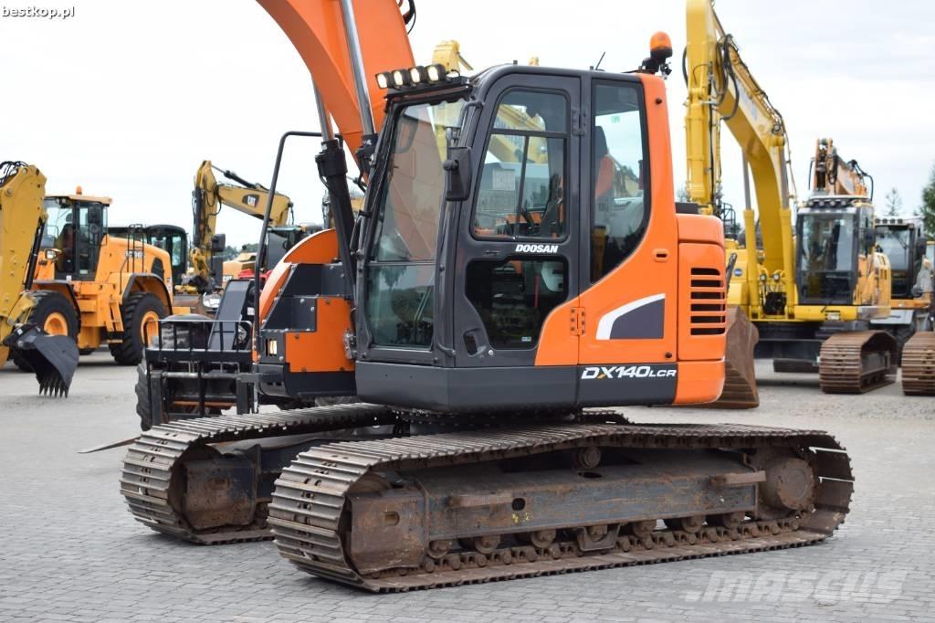 Doosan DX 140 LCR-5 Escavatori cingolati