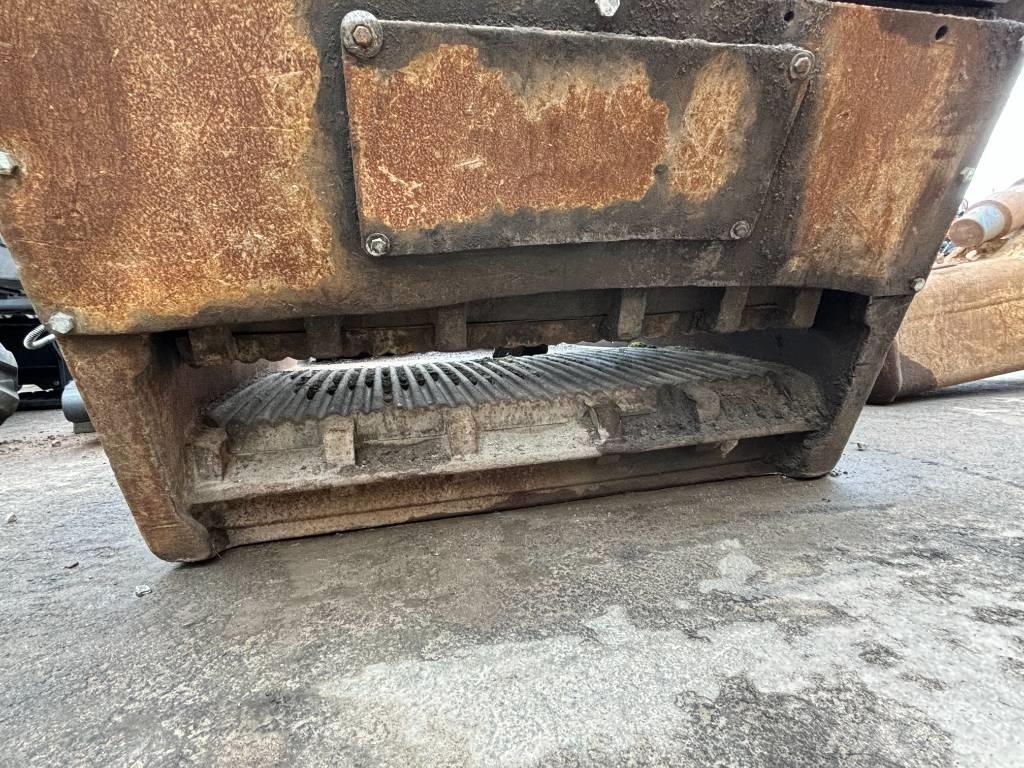 MB Crusher 120 Benne frantumatrici