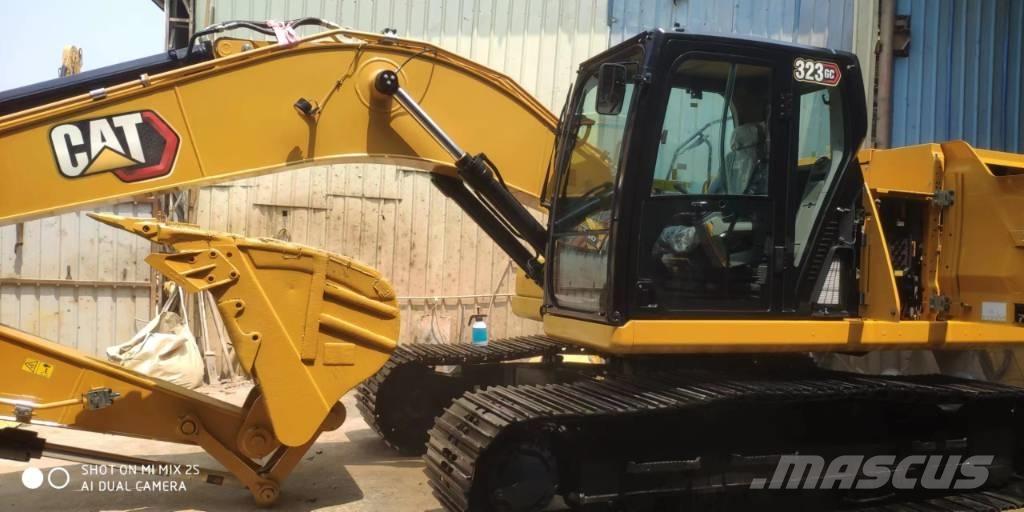 CAT 2020 CAT 323Gc Escavatori gommati