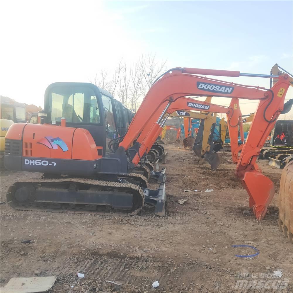 Doosan DH60-7 Escavatori cingolati