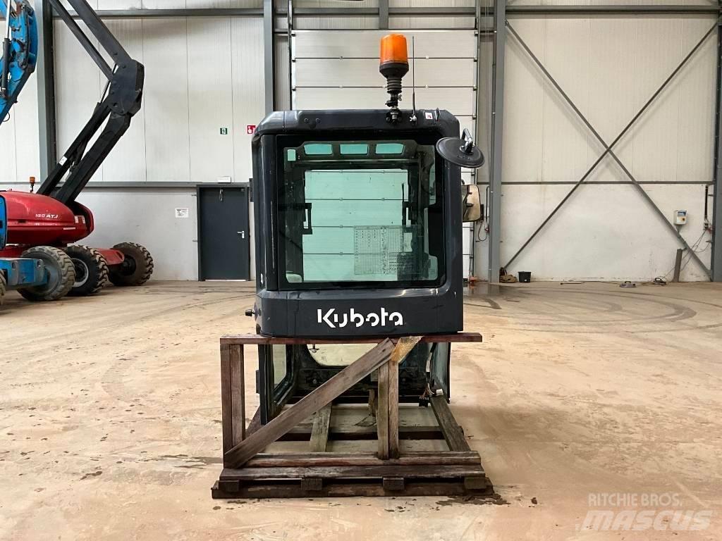 Kubota U 48-4 / U 55-4 Cabine e interni