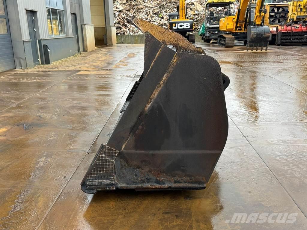 CAT Bucket CAT 980 Benne