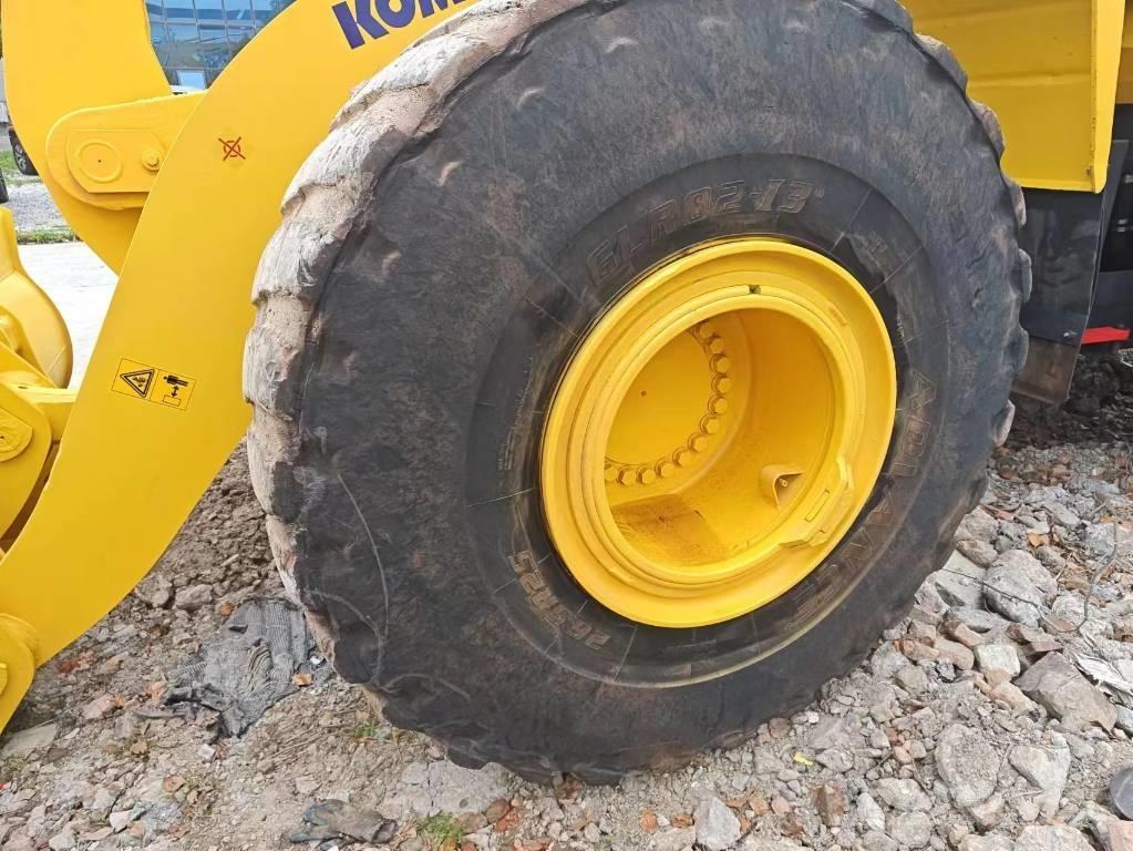 Komatsu WA 470-6 Pale gommate