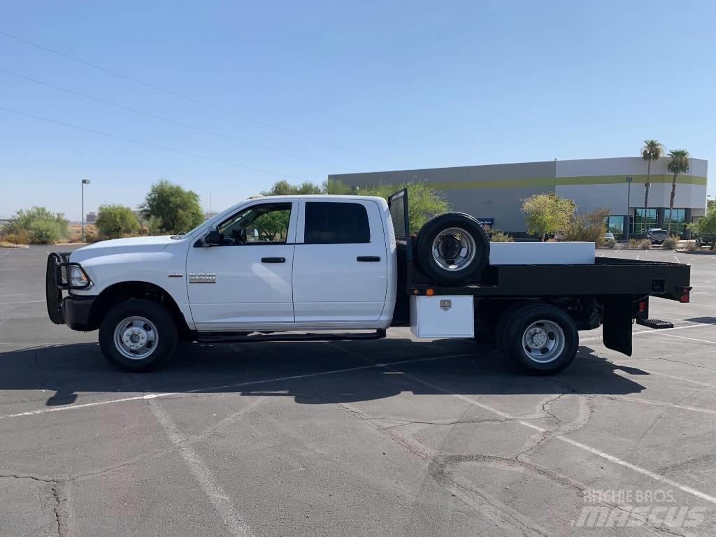 RAM 3500 TRADESMAN Camion con sponde ribaltabili