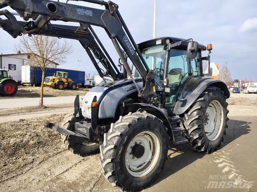 Valtra C120 Trattori