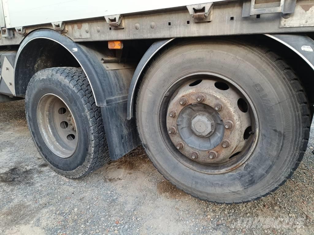 Renault Magnum 440 Camion con sponde ribaltabili