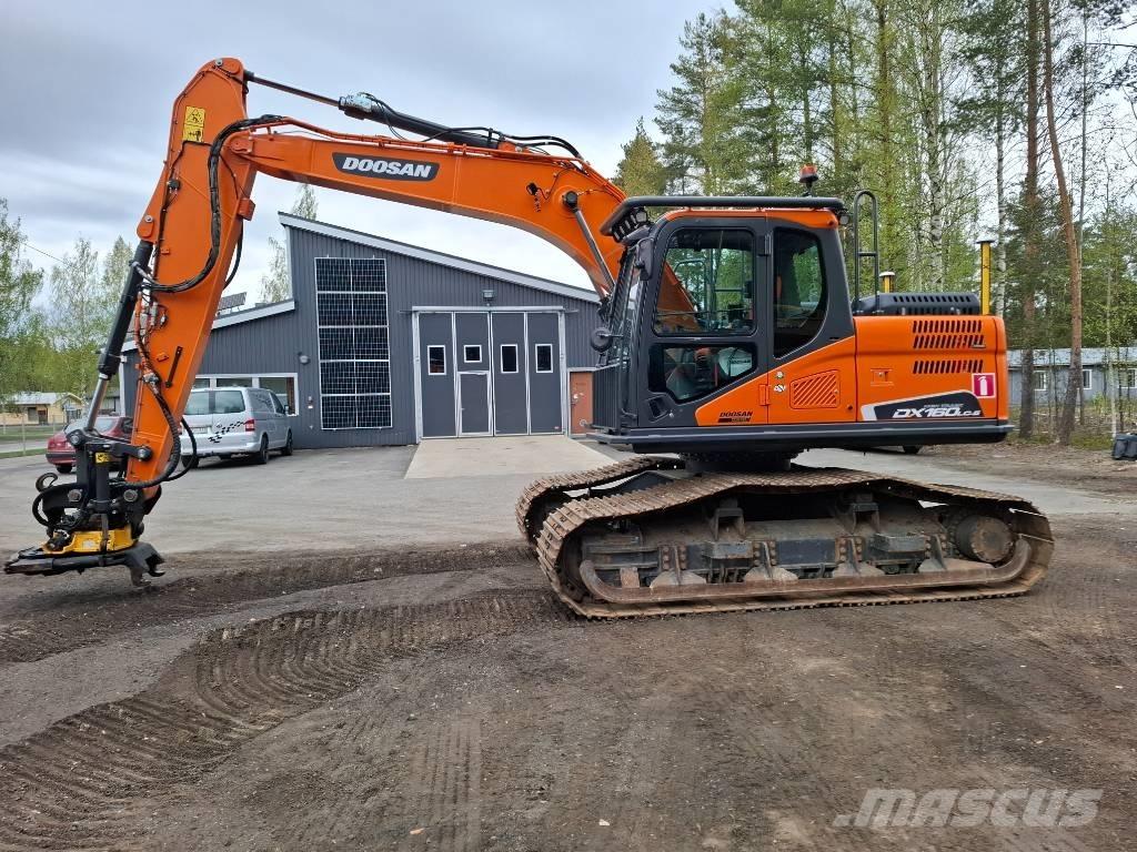 Doosan DX160LC-5 Escavatori cingolati