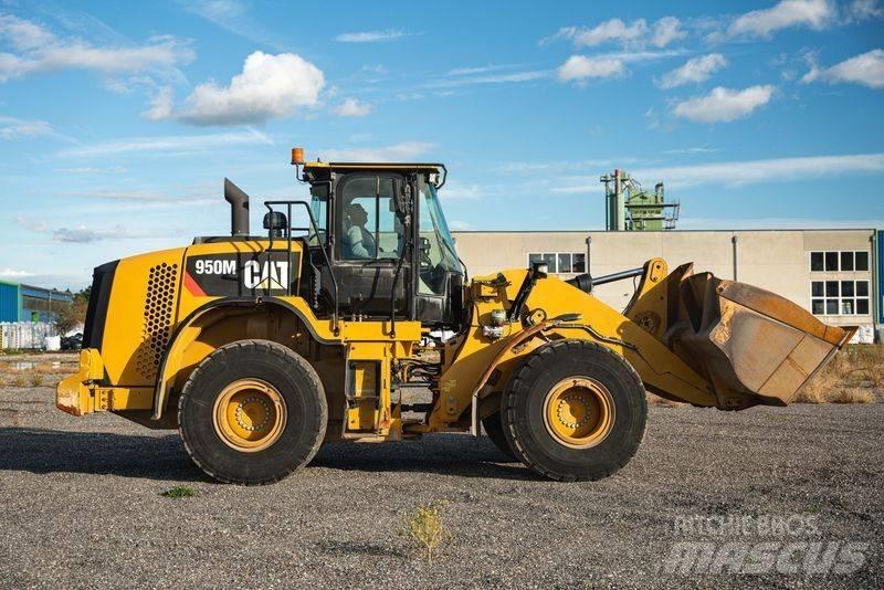 CAT 950M Pale gommate