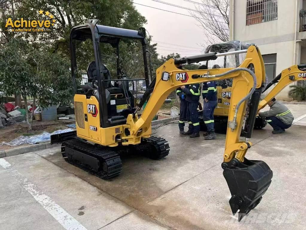 CAT 301.7 CR Miniescavatori