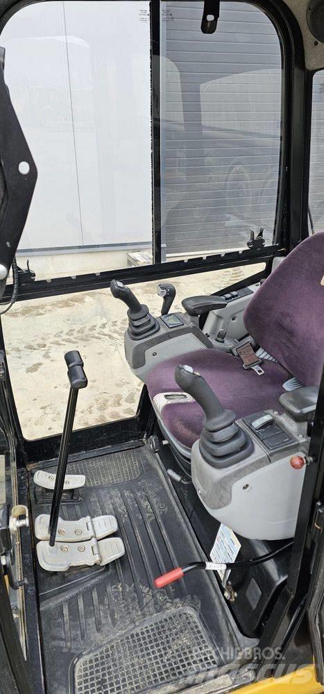 CAT 302.2 D Miniescavatori