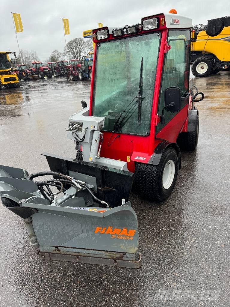 Timan Tool-Trac 245 Veicoli utilitari