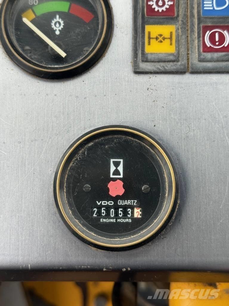 Volvo BM L 160 Pale gommate