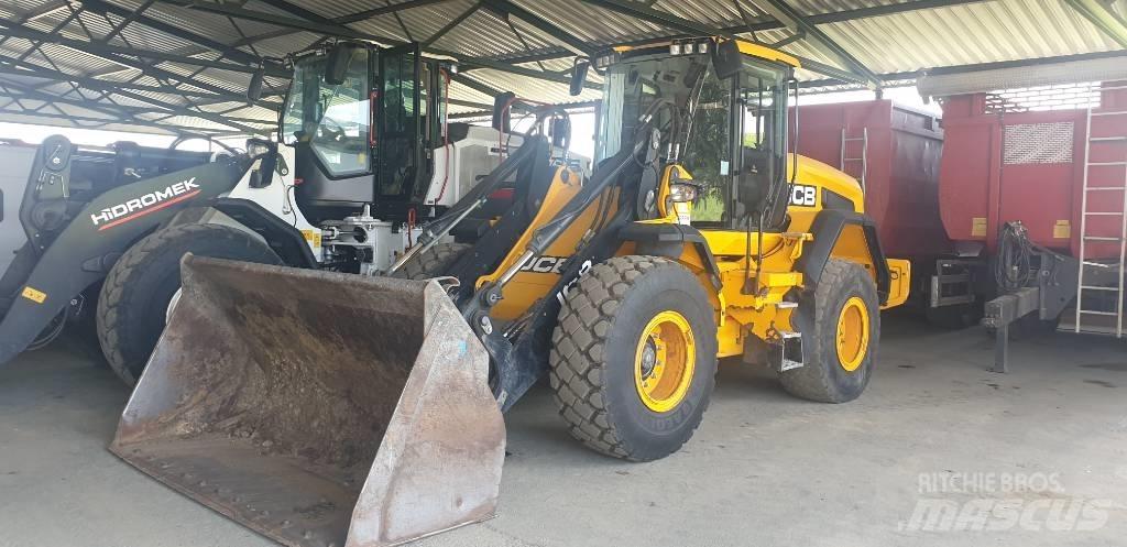 JCB 437 Pale gommate