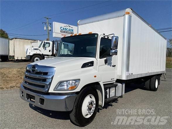 Hino 338 Camion cassonati