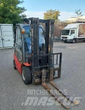 Manitou MI 25 Carrelli elevatori diesel