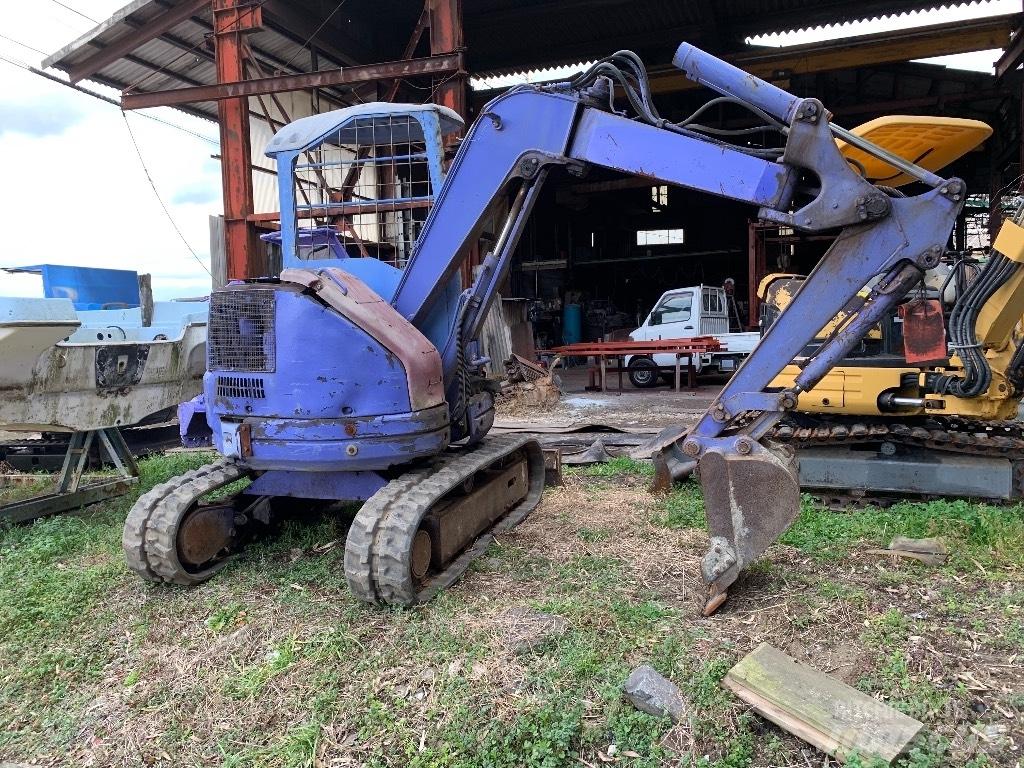 Komatsu PC28UU-2 Miniescavatori
