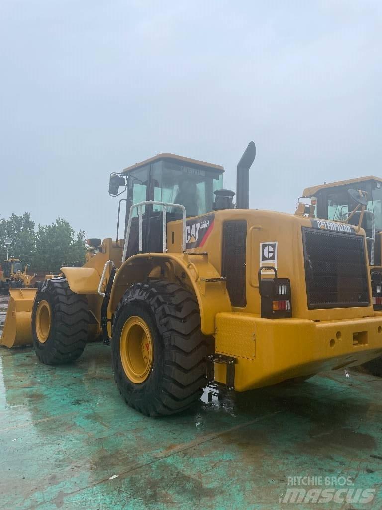 CAT 966 H Pale gommate