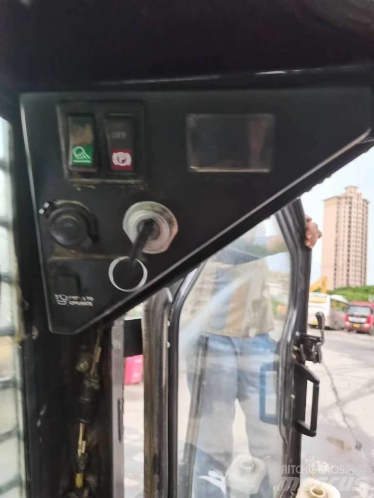 Bobcat S 250 Mini Pale Gommate