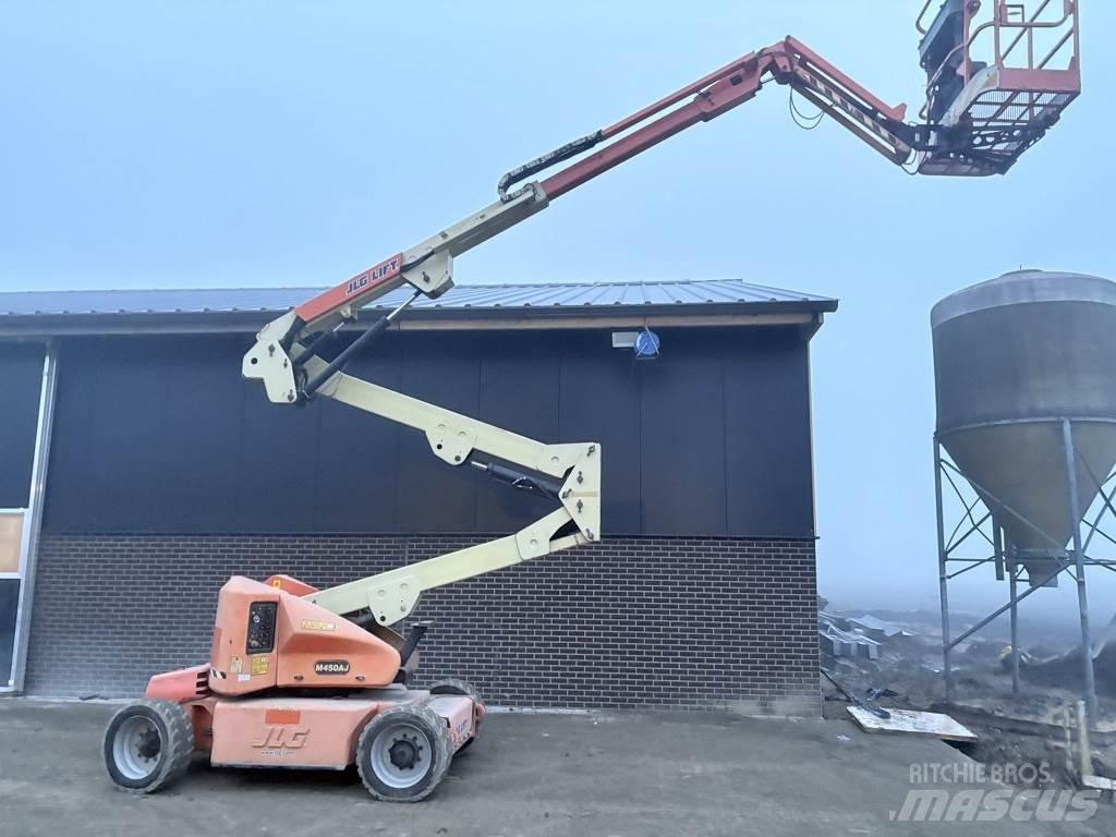 JLG 450aj Piattaforme a braccio articolato