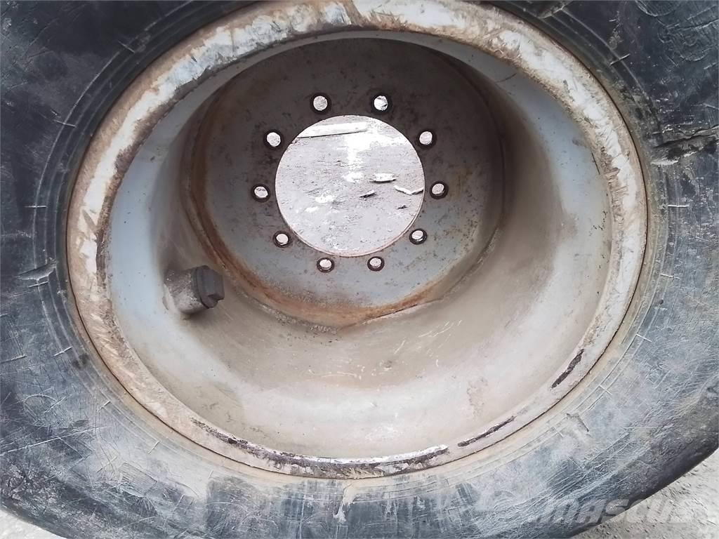 Valmet 890 20x26,5 Pneumatici, ruote e cerchioni