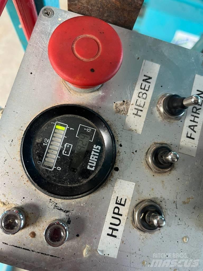 HAB S142-12E2WD Piattaforme a pantografo